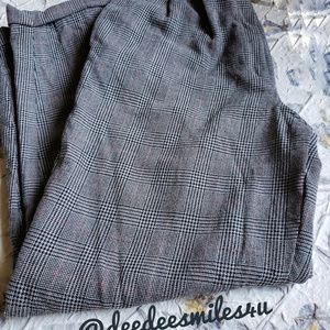 EUC Talbots Petite Patterned Pants, Size 6P